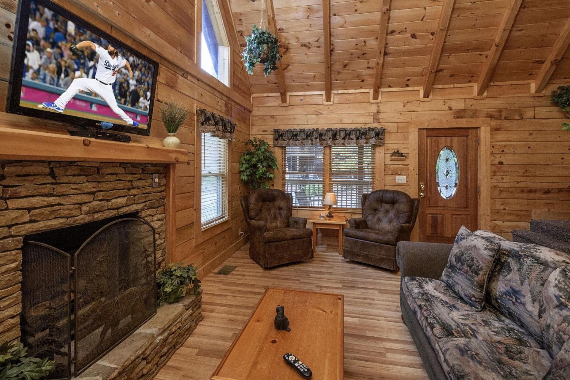 ER302 - Best of Times Great Location-Close to Town cabin view 3