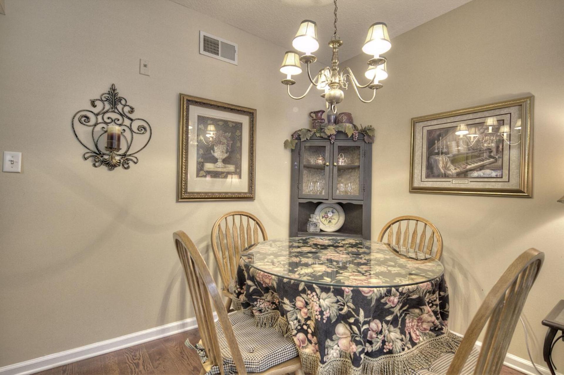 Colonial Crest 107 - Great location! - You can walk to town! condo view 5
