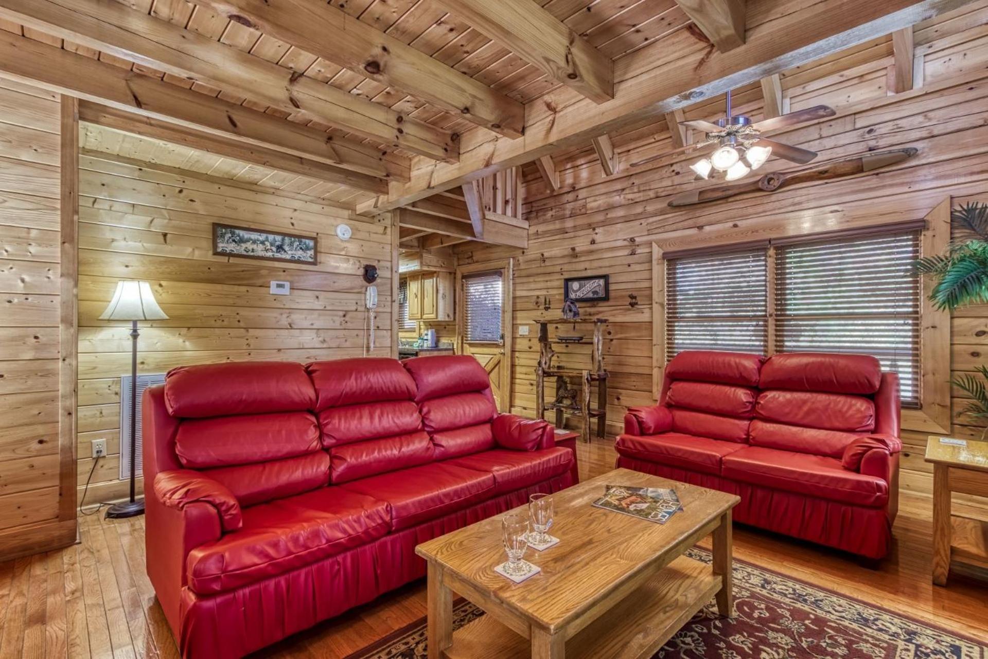 ERN832 - Lakeside Hideaway - Great Location! Close To All The Action! cabin - Property Image 28