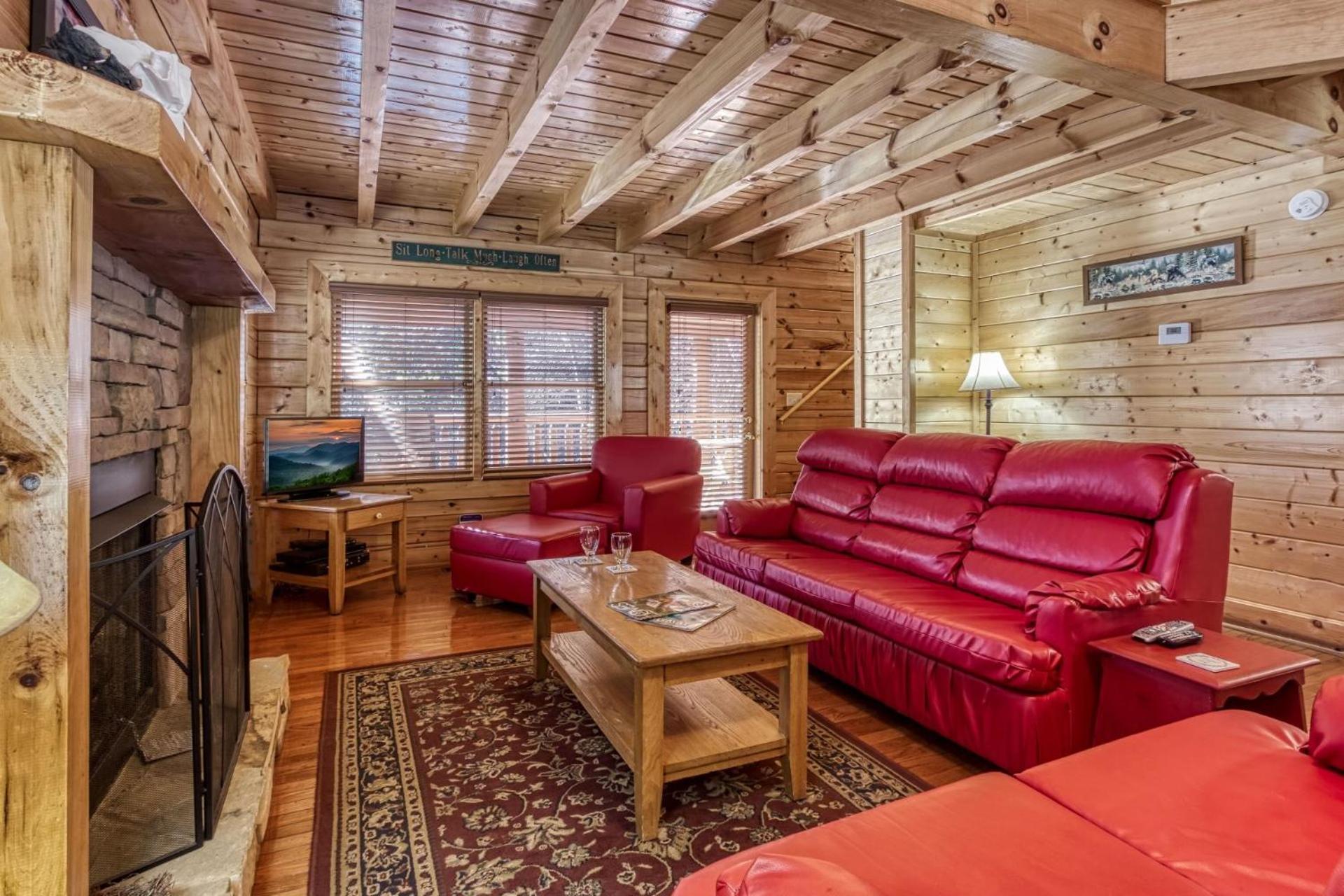 ERN832 - Lakeside Hideaway - Great Location! Close To All The Action! cabin - Property Image 26
