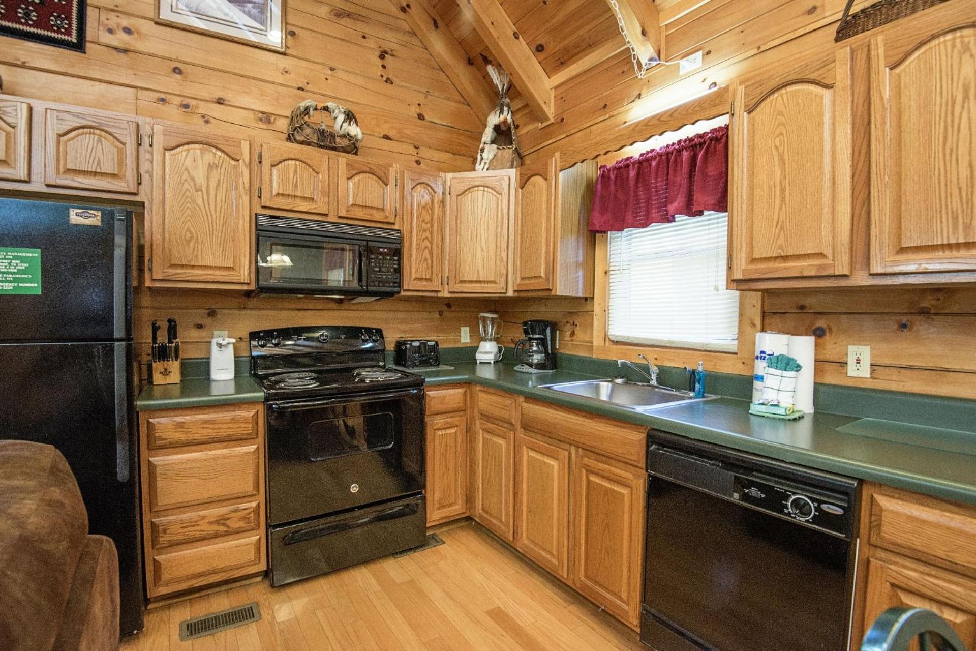 ER58 - Blue Heaven - Great location! Close to all the action! cabin view 4