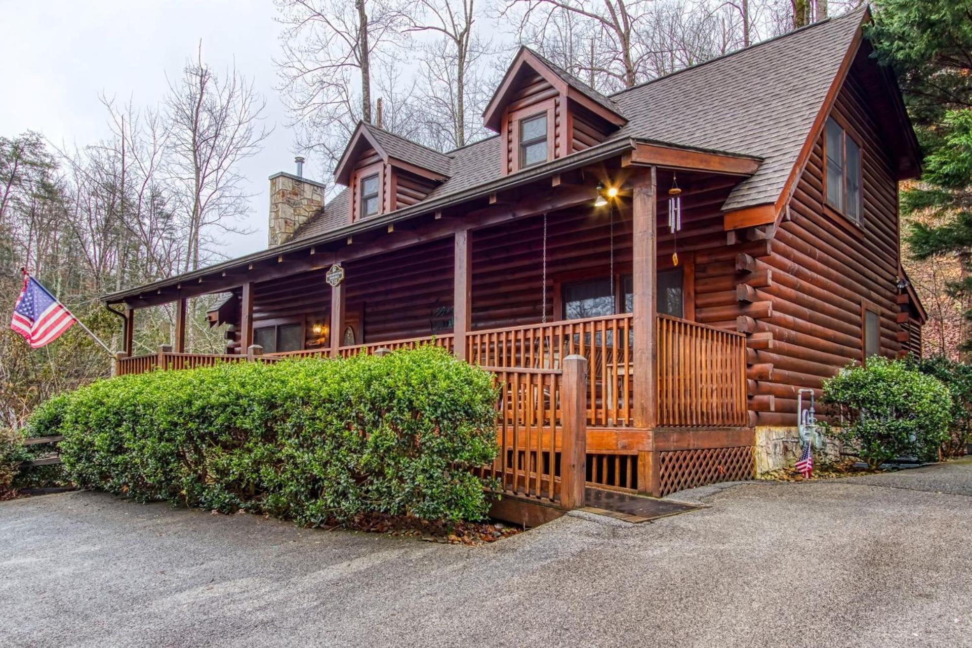 Miscellaneous Market Vacations - ER312- Bear Mountain Memories- Great location- Close to town cabin - Property Image 1