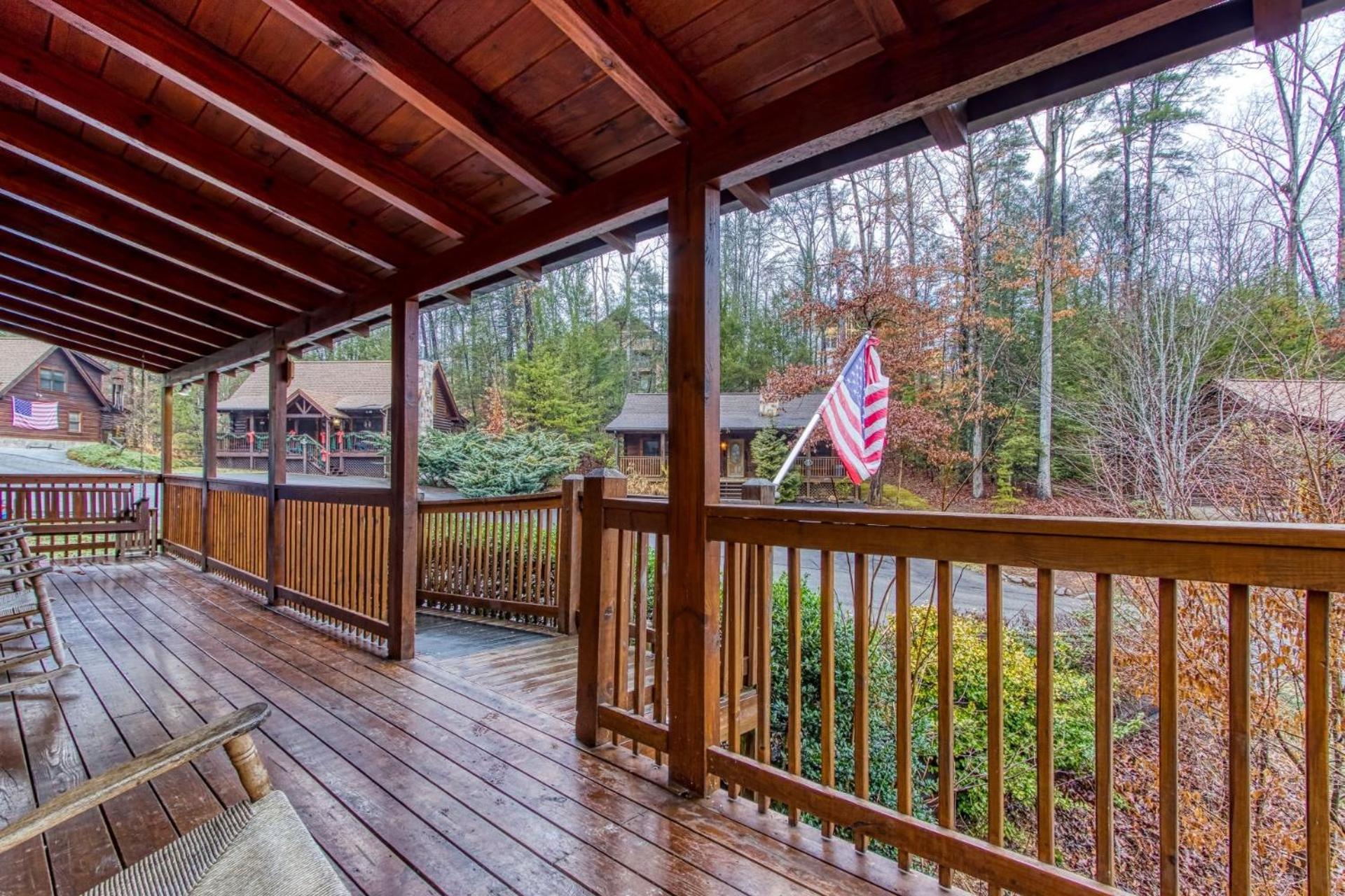 ER312- Bear Mountain Memories- Great location- Close to town cabin - Property Image 12