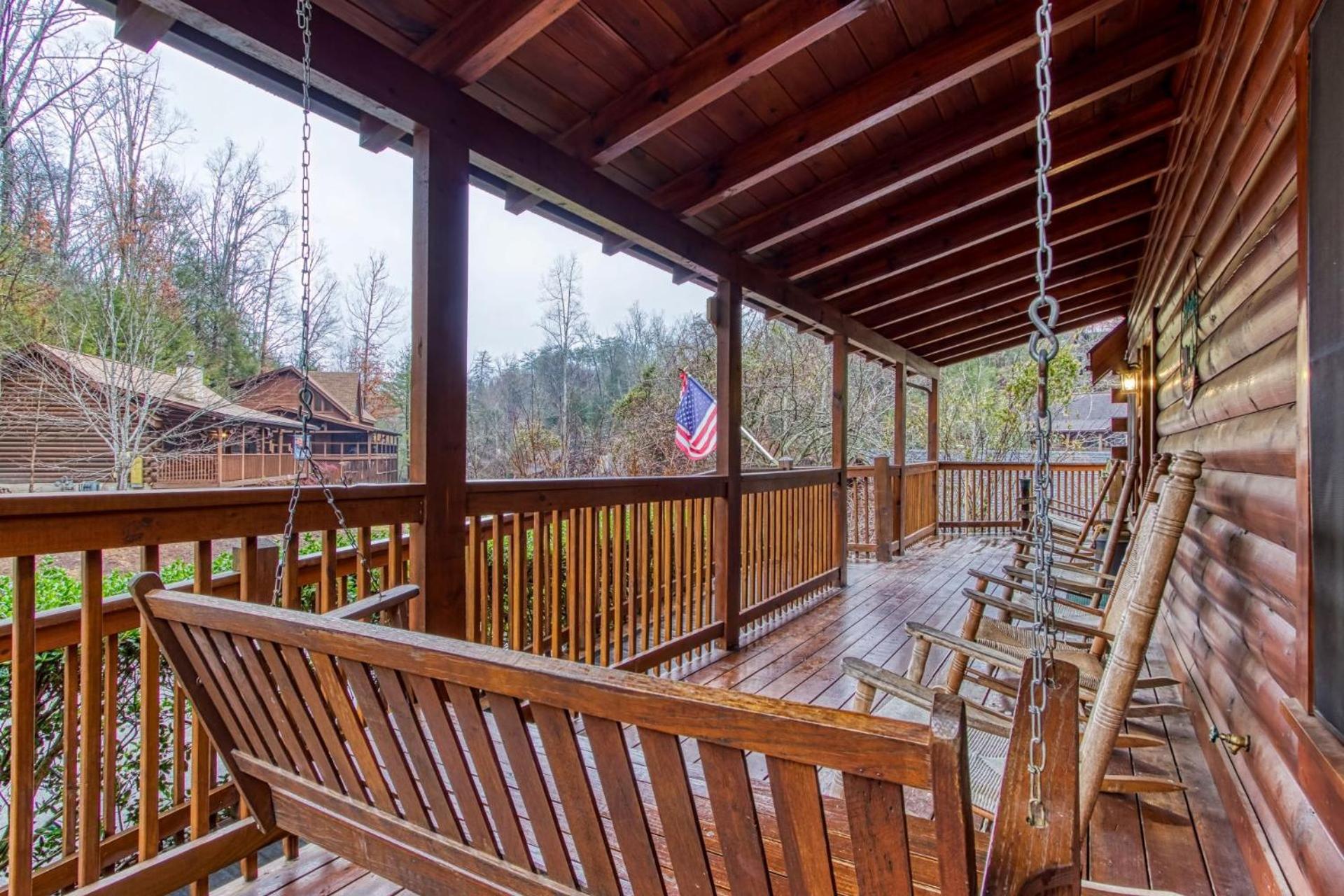 ER312- Bear Mountain Memories- Great location- Close to town cabin - Property Image 1