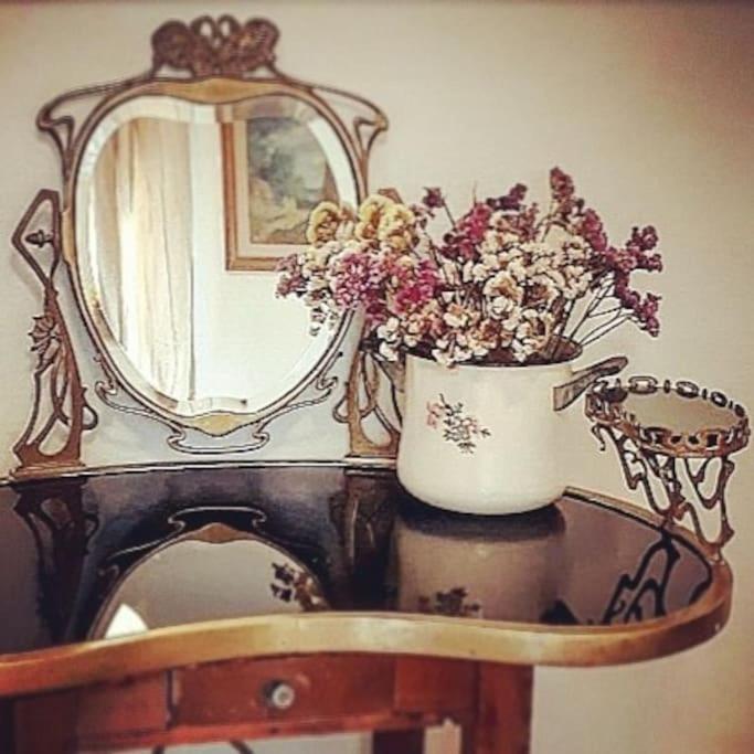 Vintage 70s Home