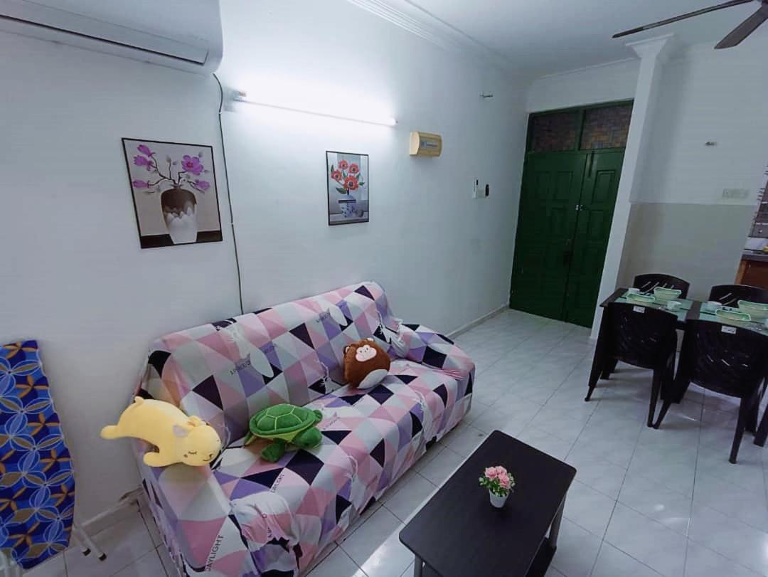 Cozy 3 Bedroom Apartment Bandar Perda BM photo 1