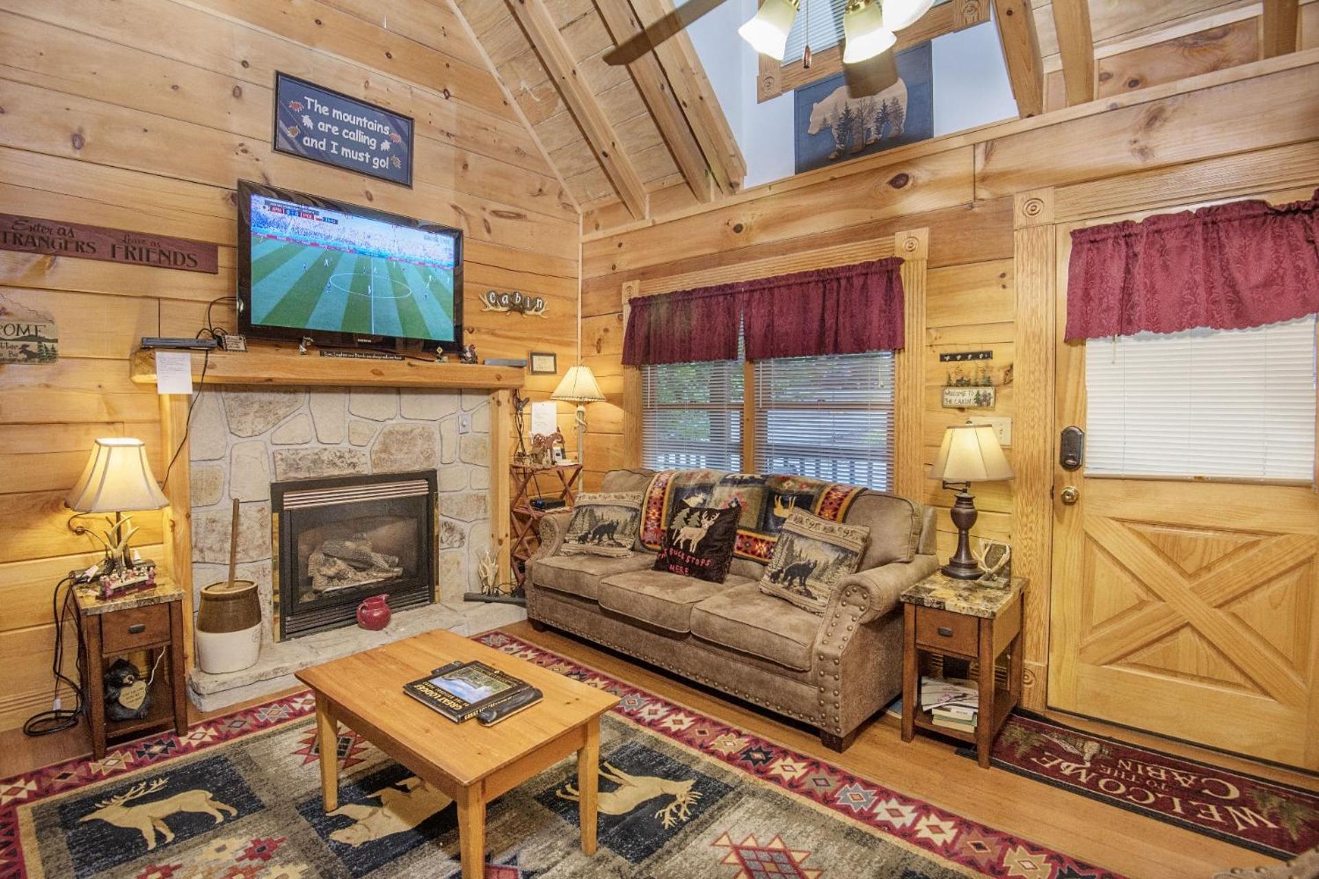 ER100 - Making Memories Great location - Close to town! cabin view 5
