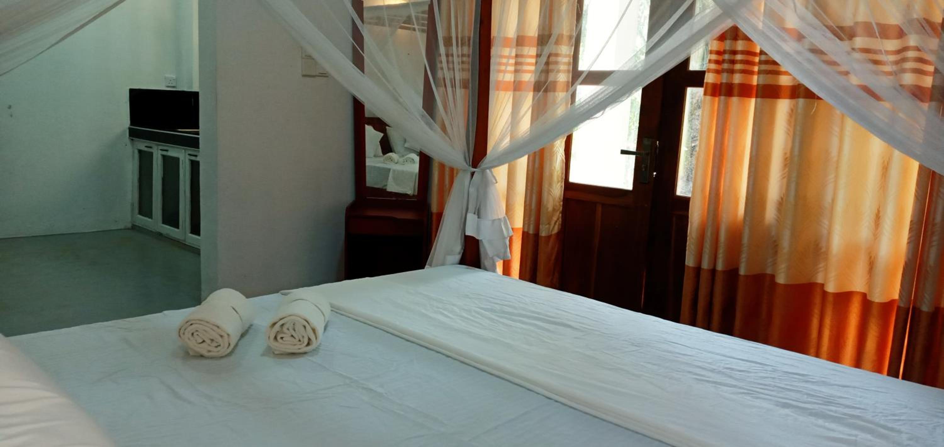 Twinkle Tangalle Villa