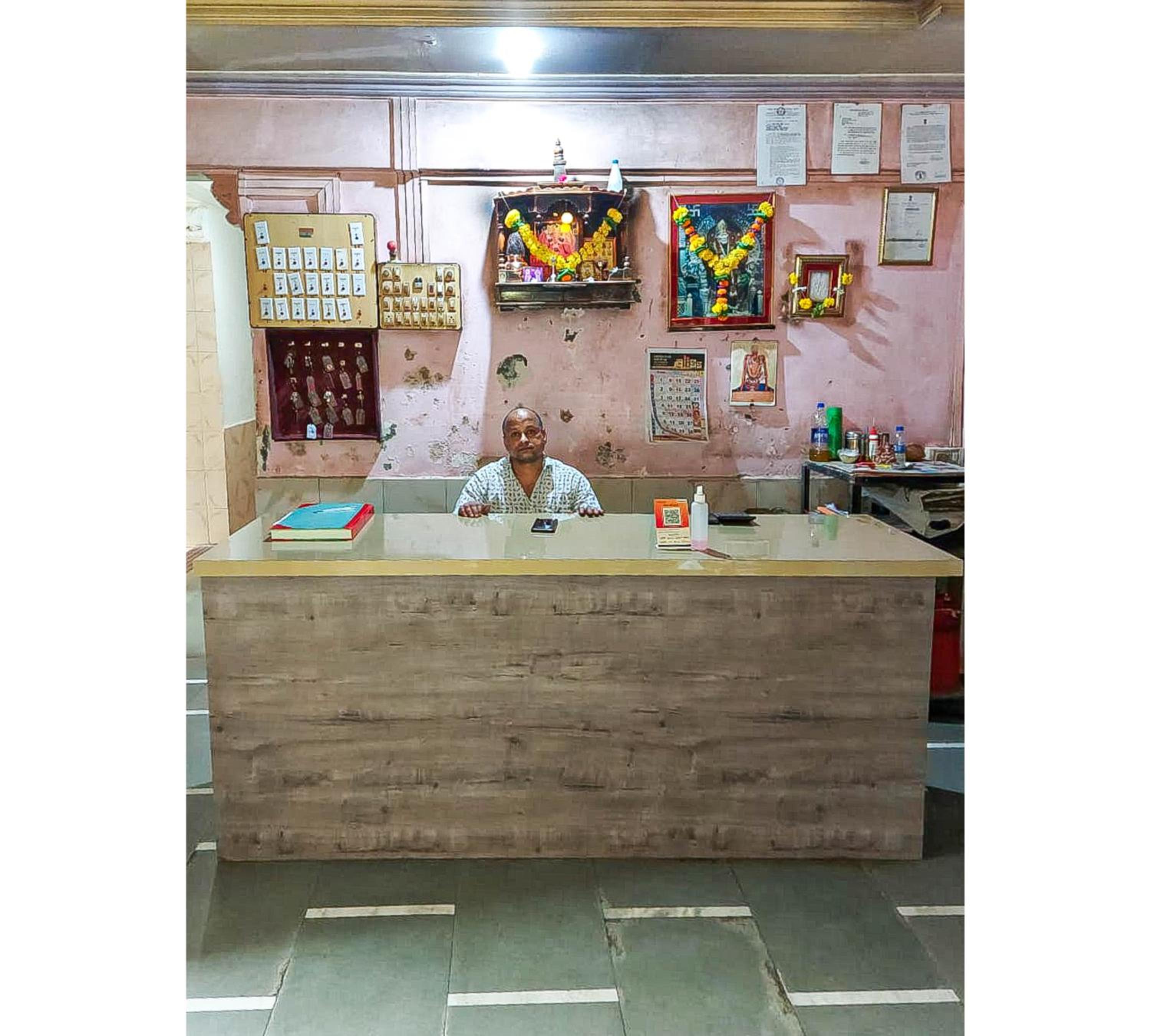 Hotel Yuvraj Palace By WB Inn view 4
