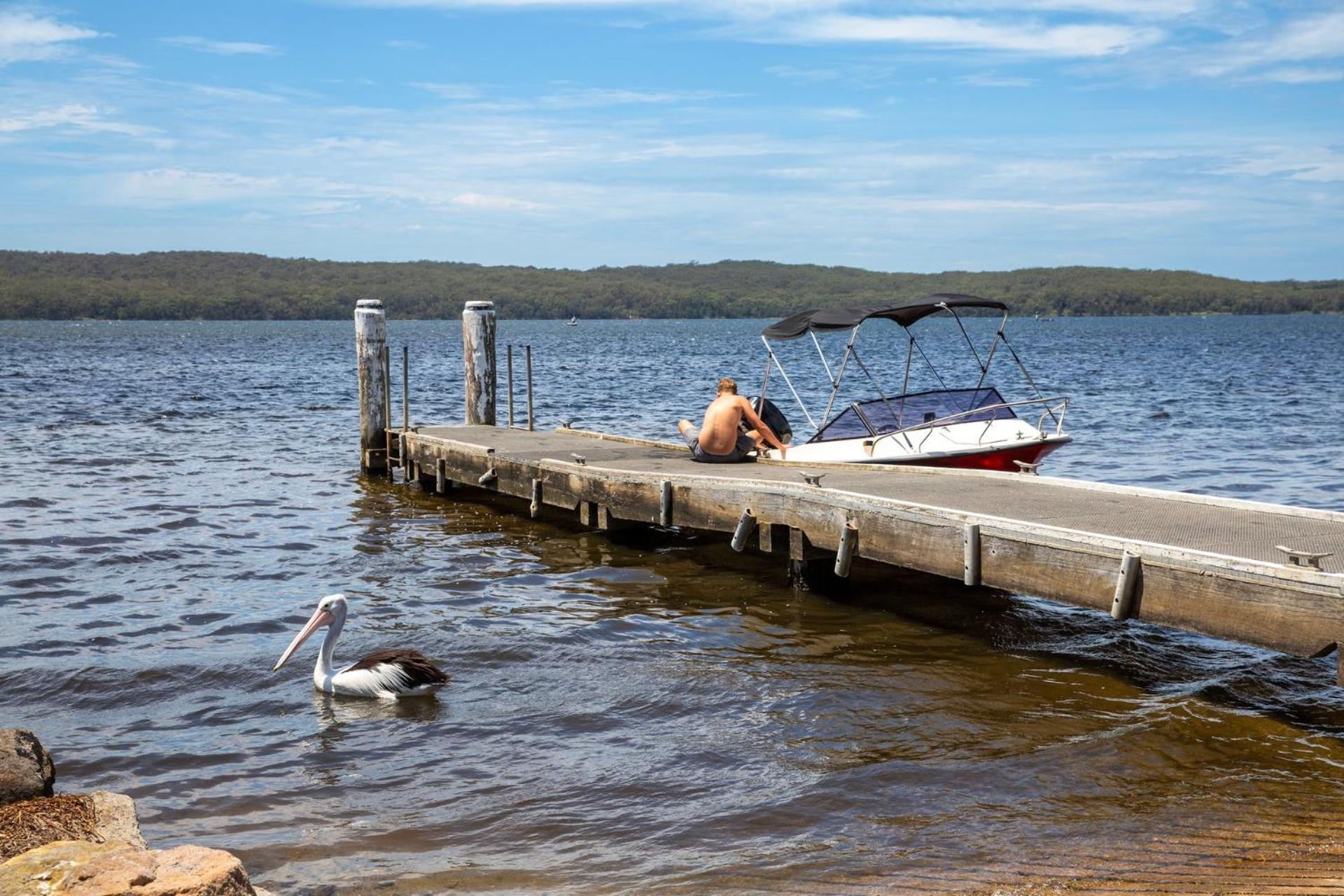 Sanctuary Blue Pet Friendly 5 Mins to Hyams Beach