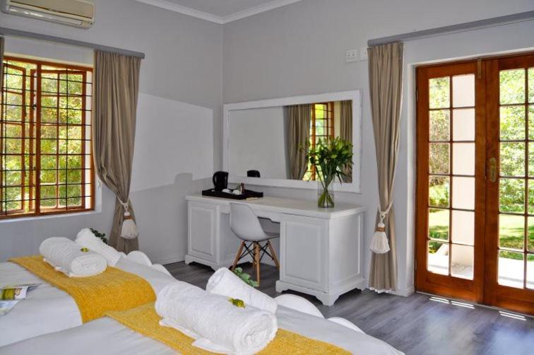 Thorntree Country Lodge view 5