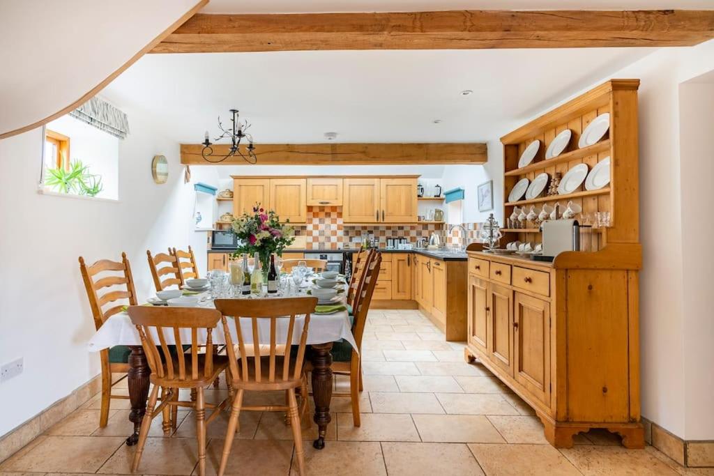 Coach House - detached cottage within 135 acres view 2