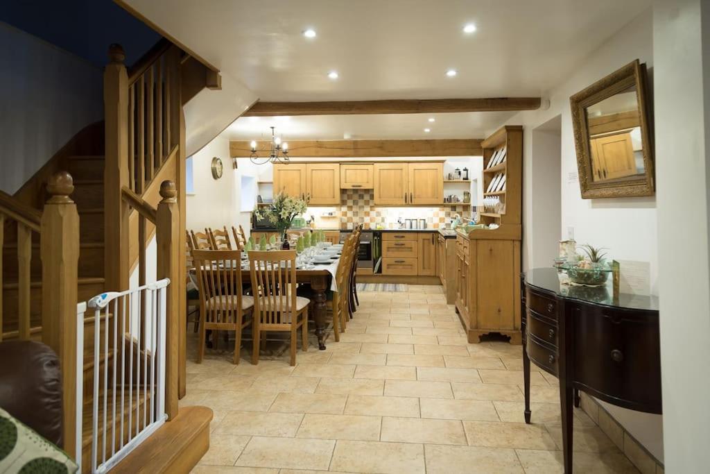Coach House - detached cottage within 135 acres view 3