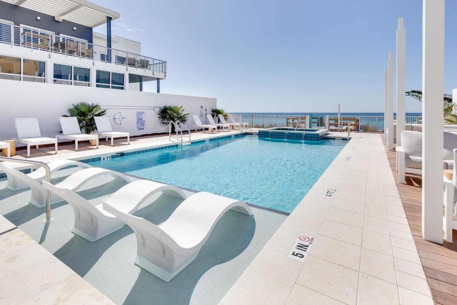 AMAZING GULF VIEWS #203 Viridian at Seagrove LUXURY 1 Beach Set included 3BR 3,5BA Slp 8 condo view 5