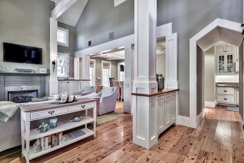 'Serendipity' Beautiful 3BR Cottage Sleeps 8 Close to Lazy River Pool at Camp WaterColor home view 4