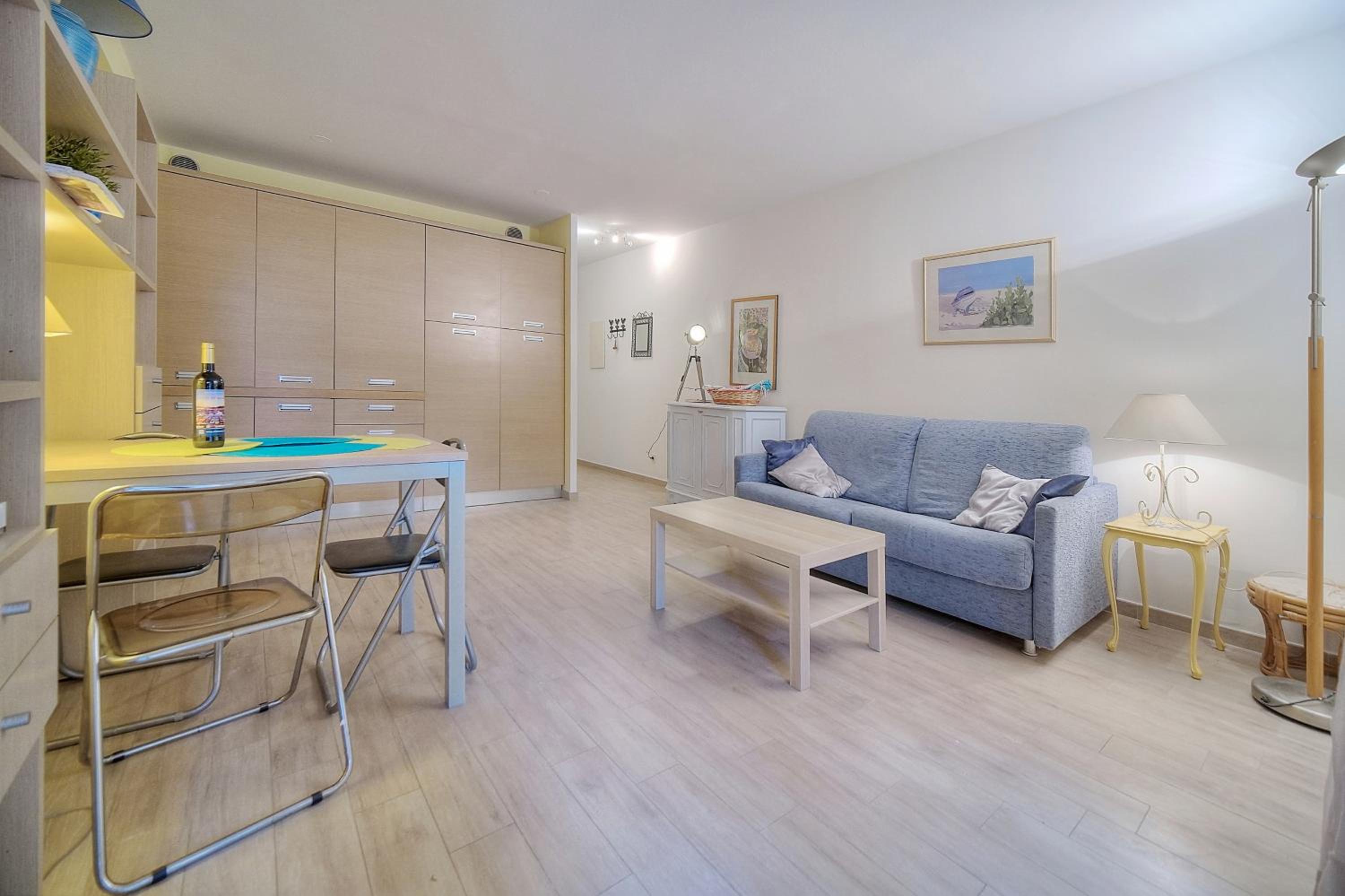 Super Central Cannes - all comfort - Calm view 2