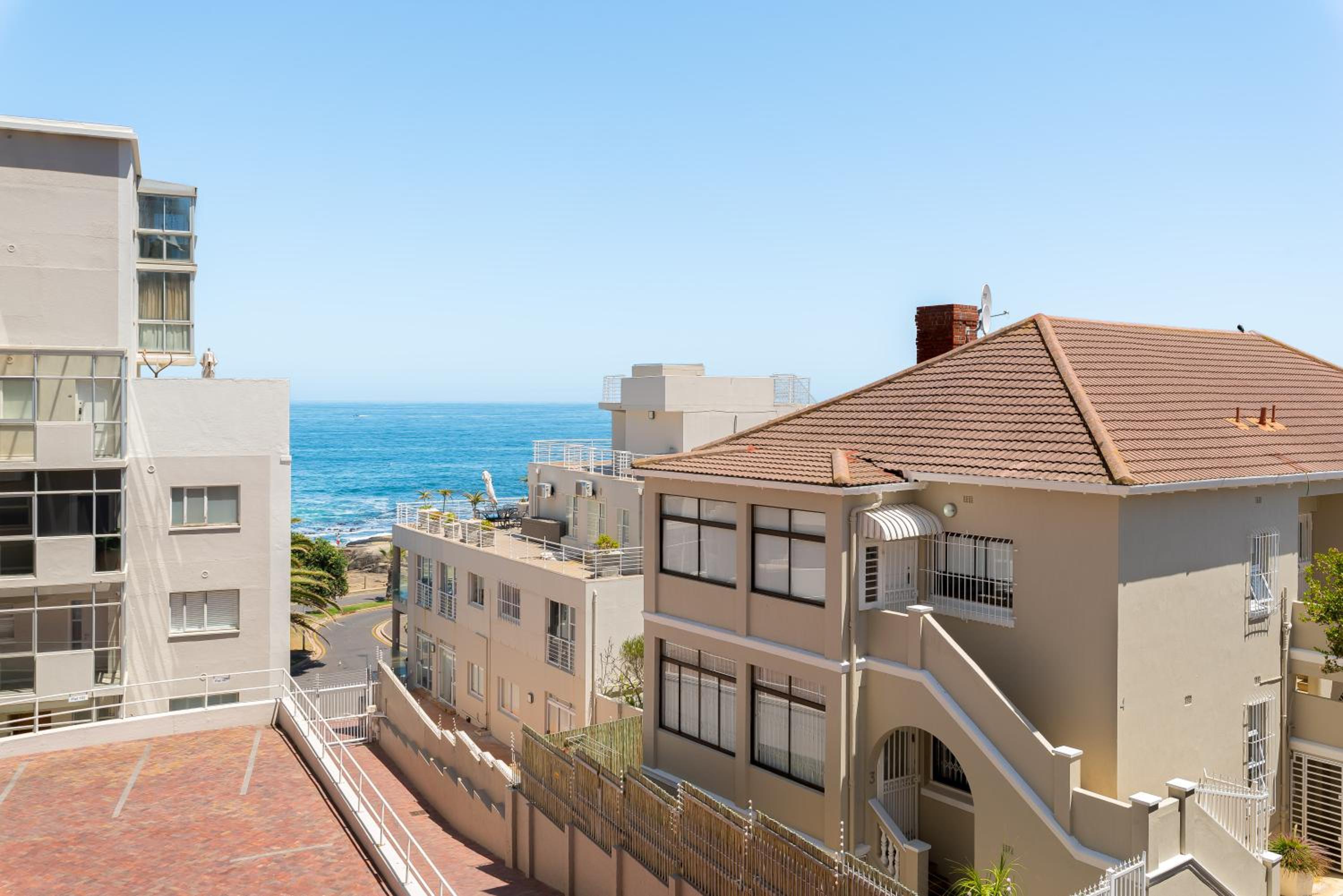 Seacliffe 307 view 3
