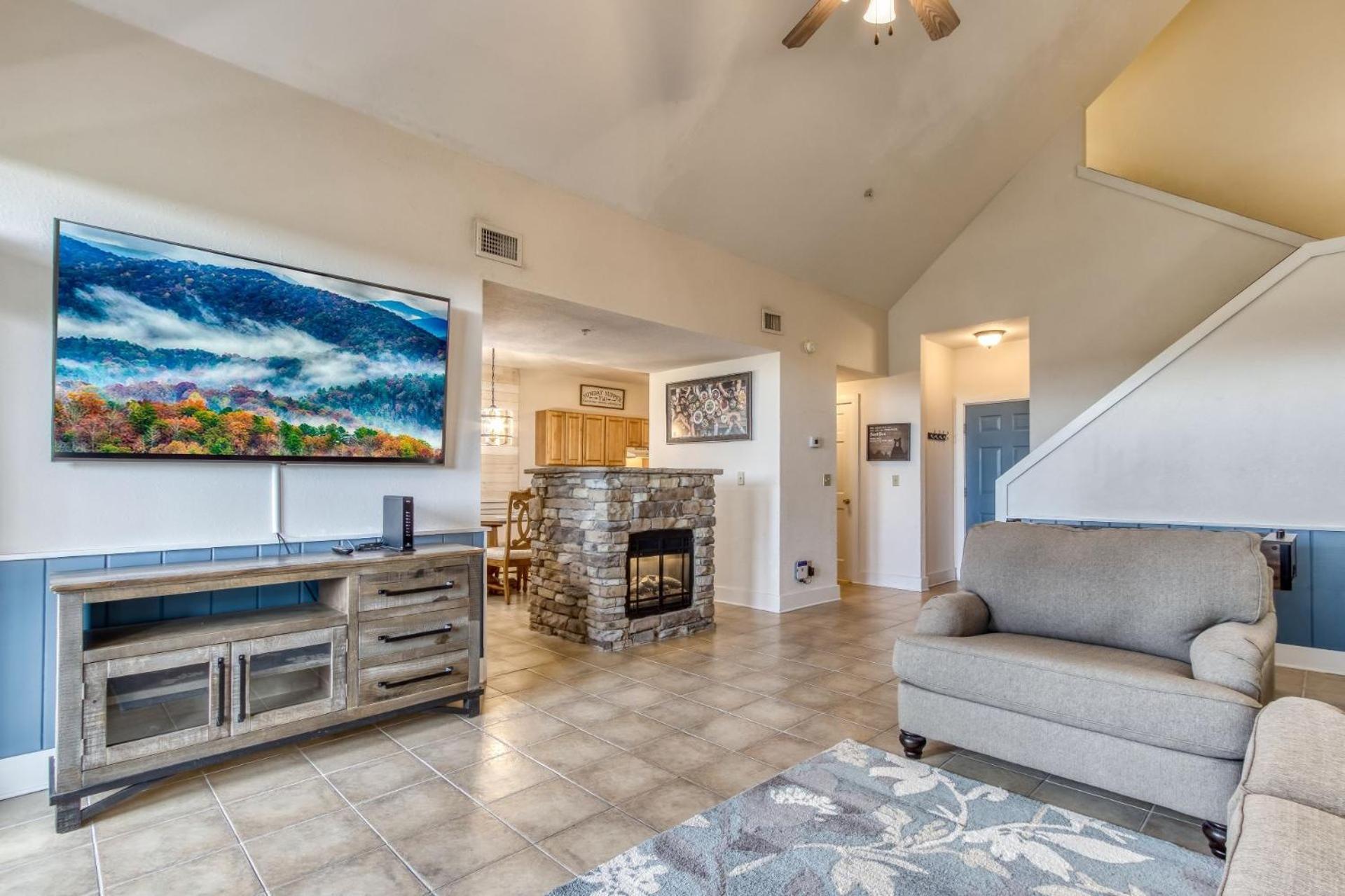 Owl See You 3205 - Close to Dollywood and Overlooking Gatlinburg Golf Course condo view 4
