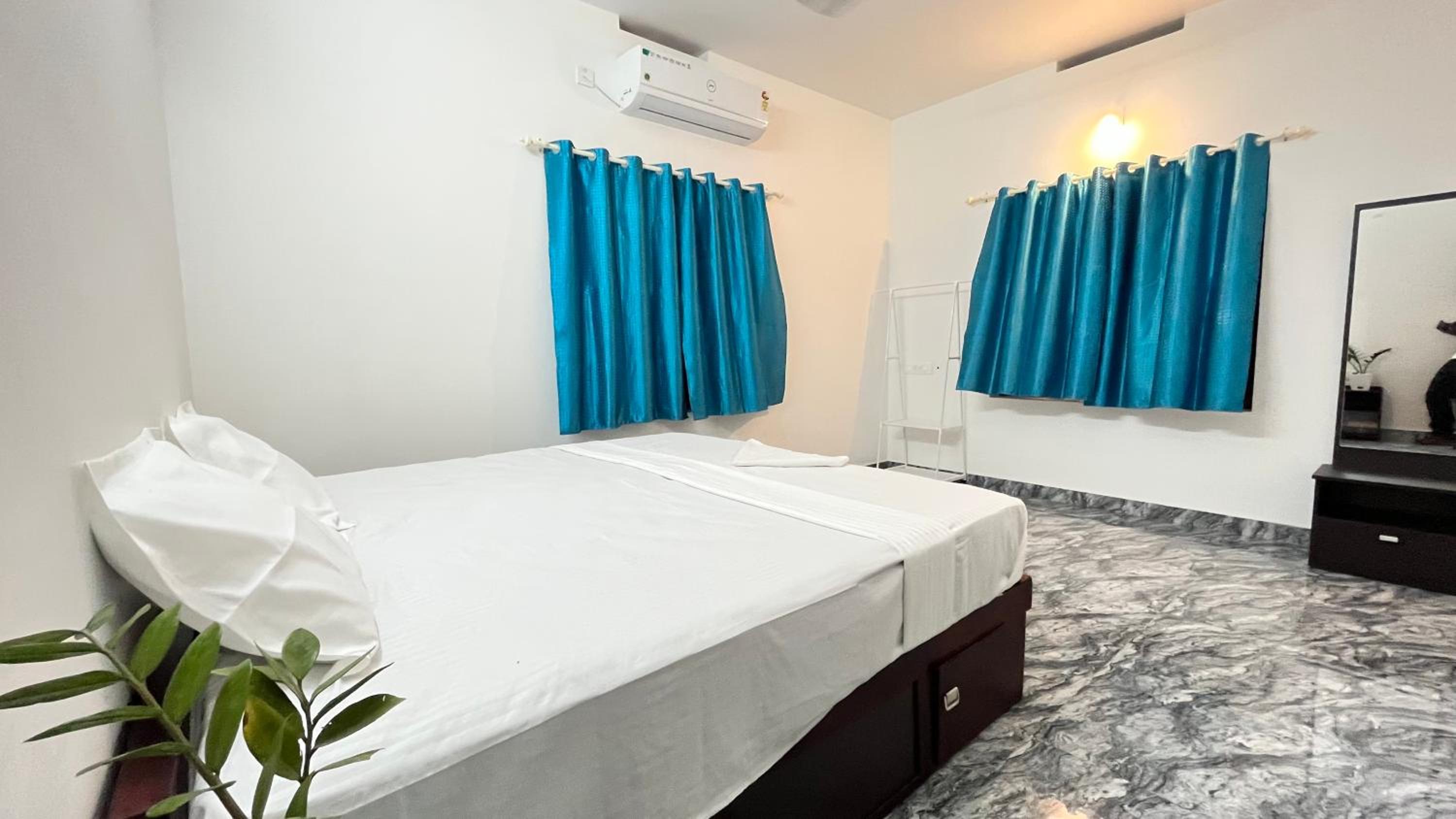 MALHAR MARARI HOMESTAY view 4
