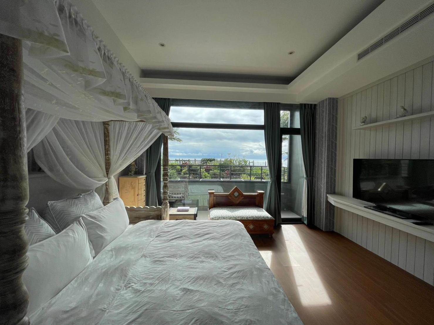 Photo 44