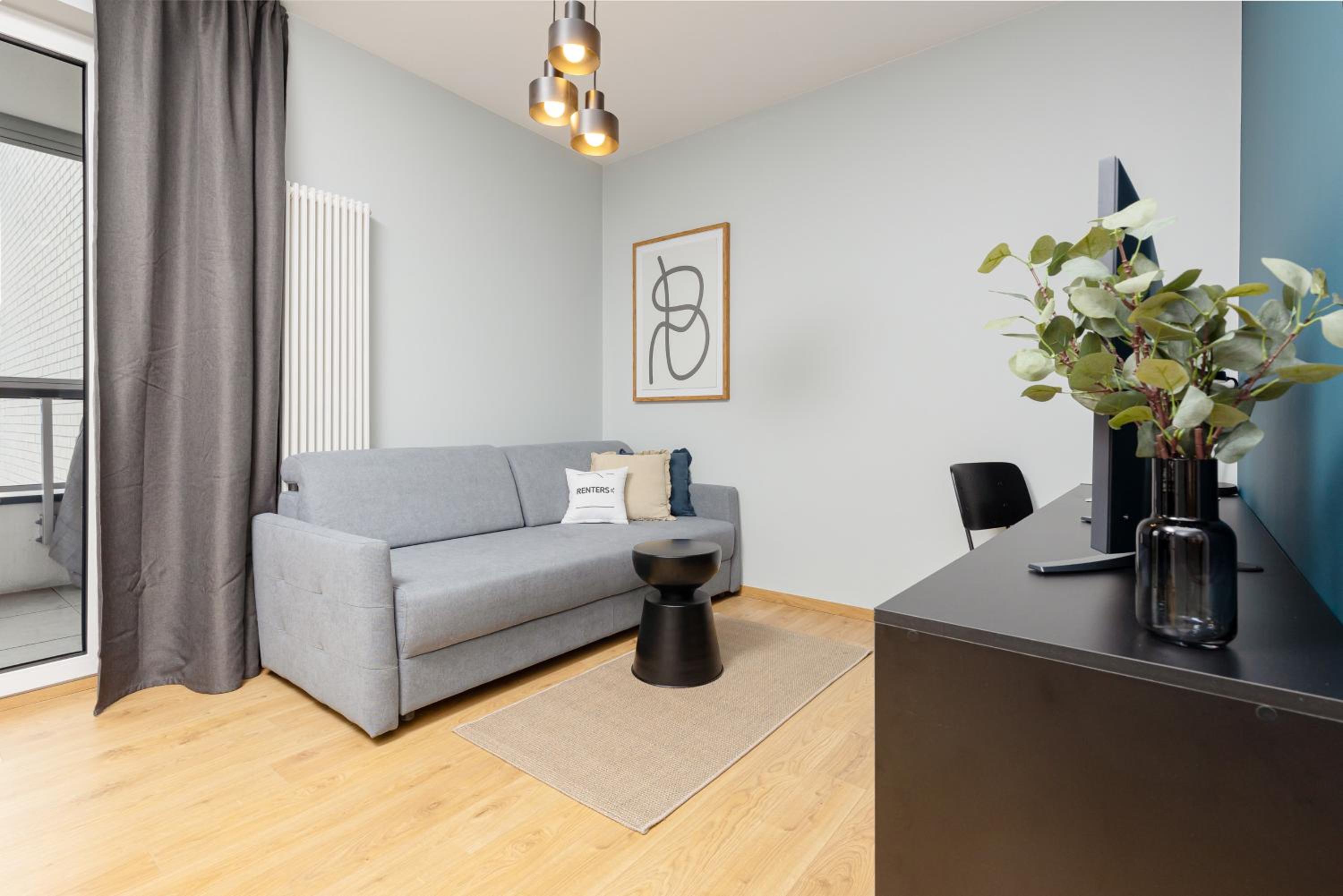 Artistic Żoliborz Apartments by Renters view 2