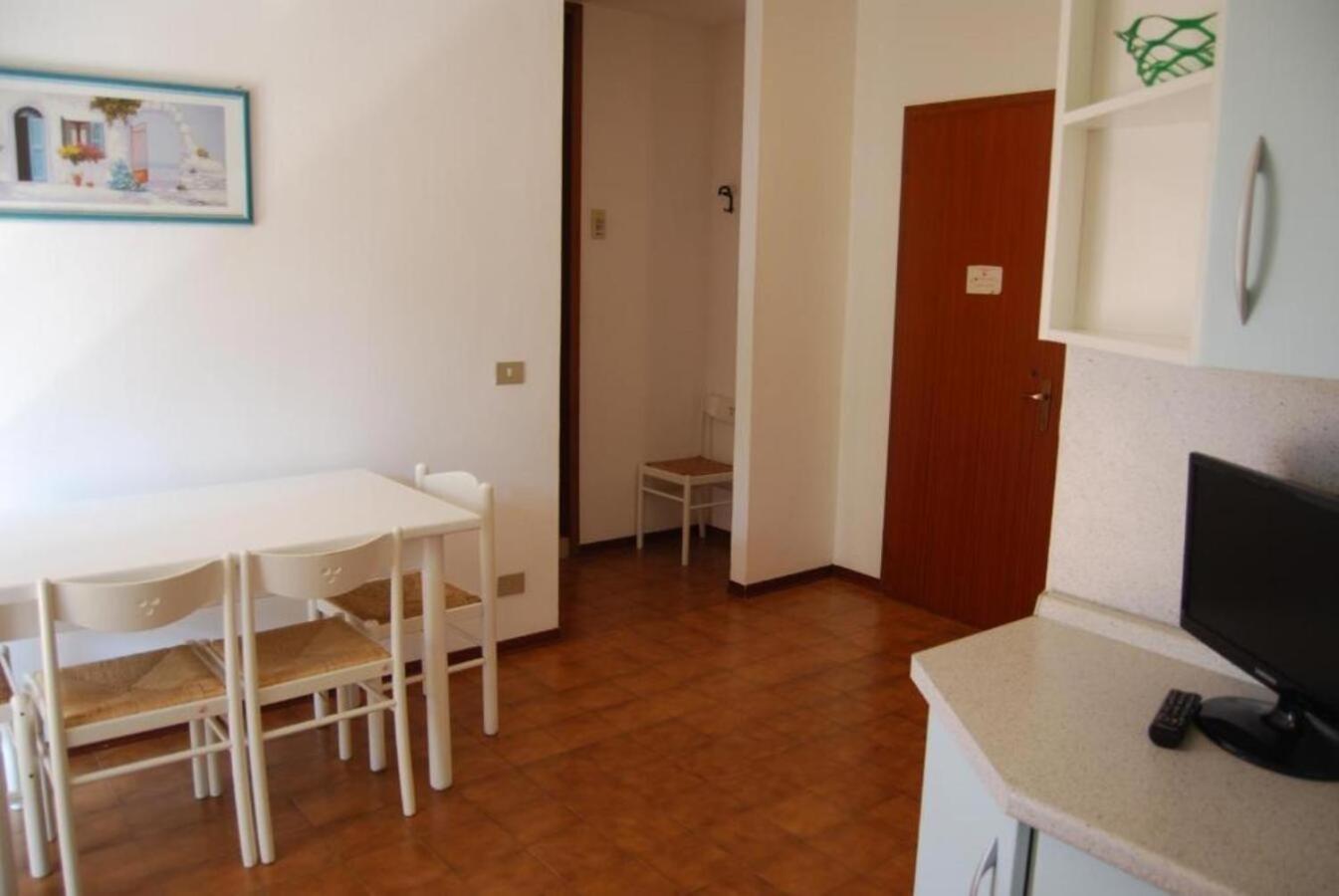 Seaside welcoming flat next to the beach - Beahost view 3