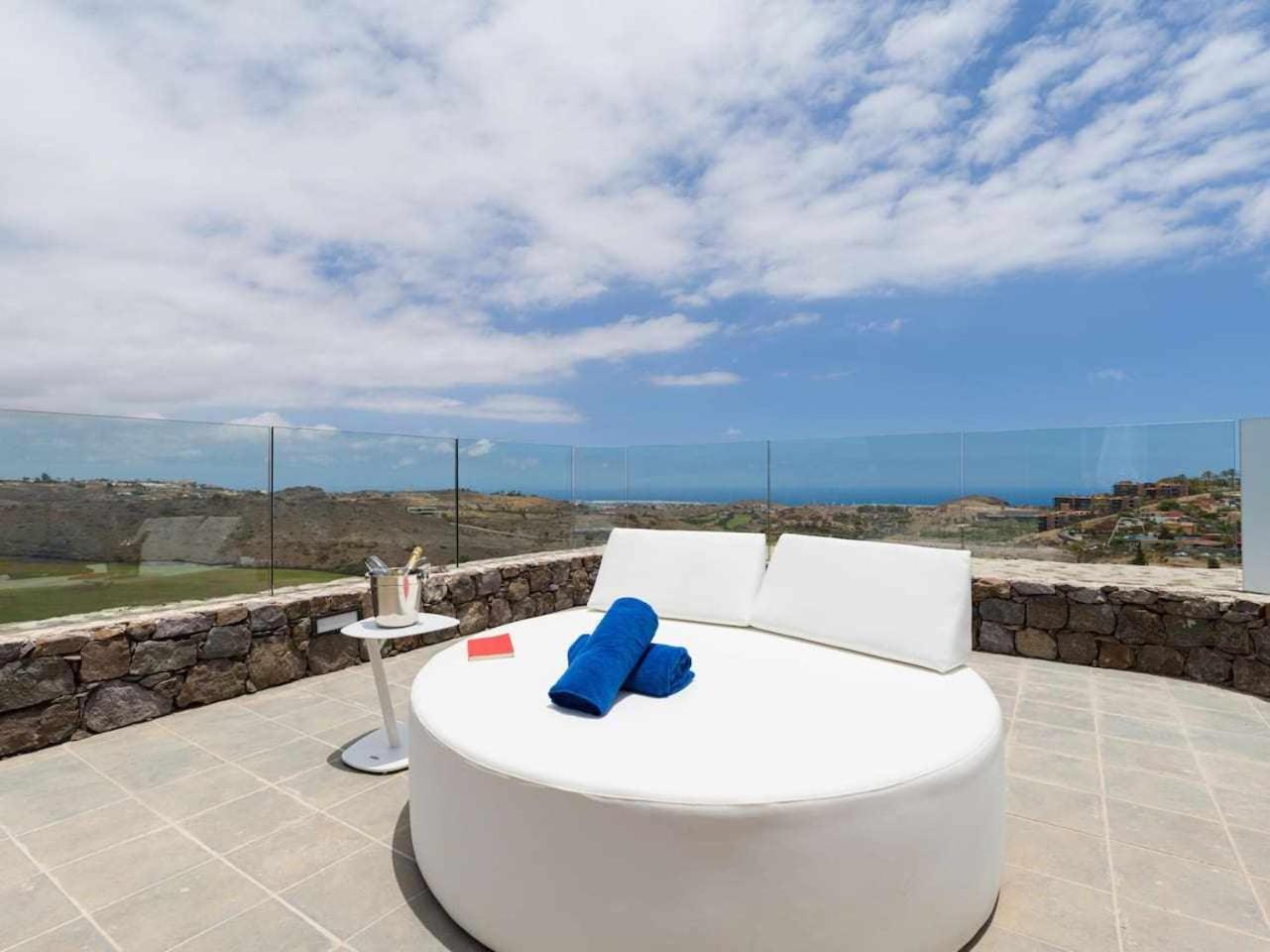 Villa Calm Ocean views by Infinity Summer view 2