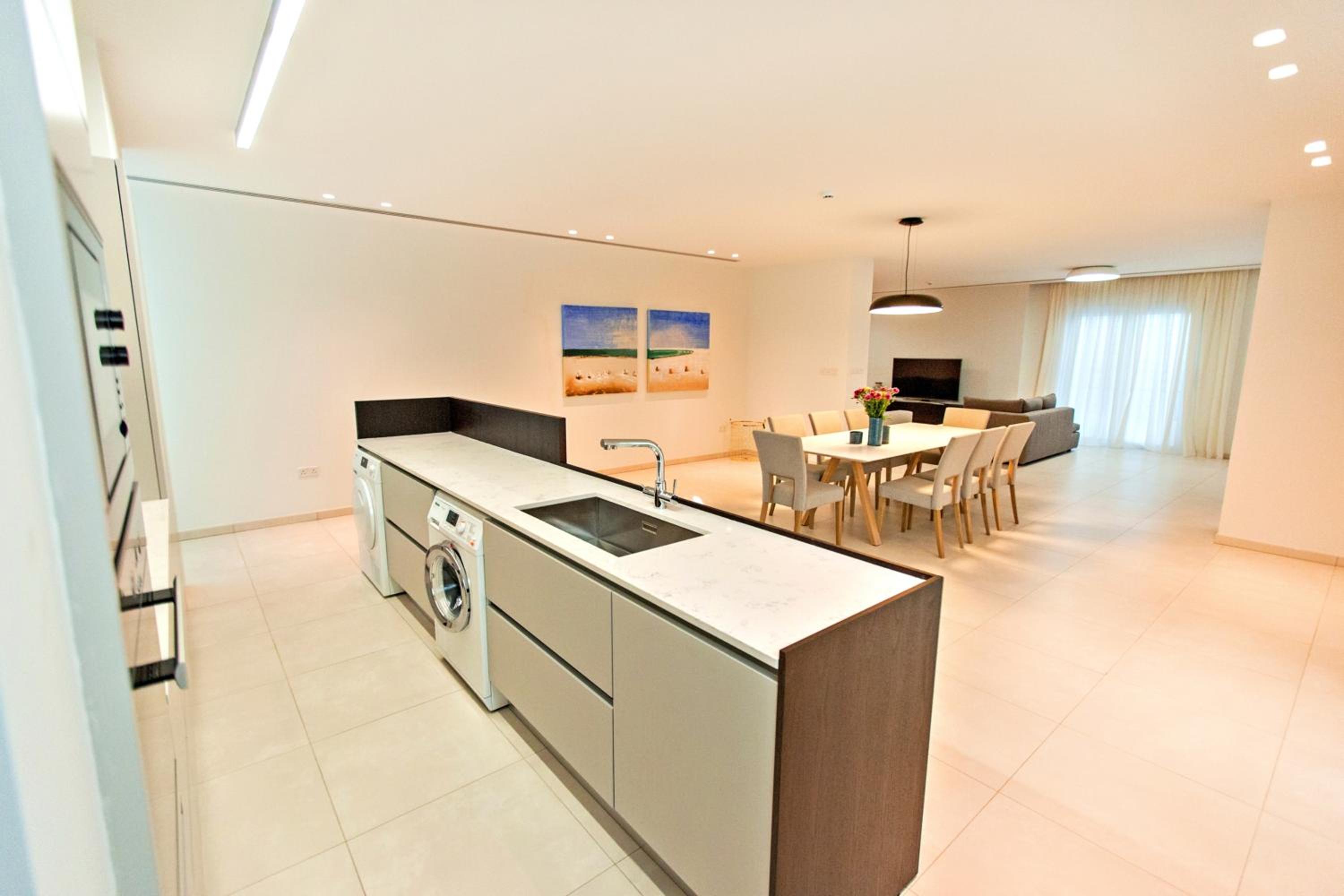 Vivo Mare Beachfront Villas - Emerald