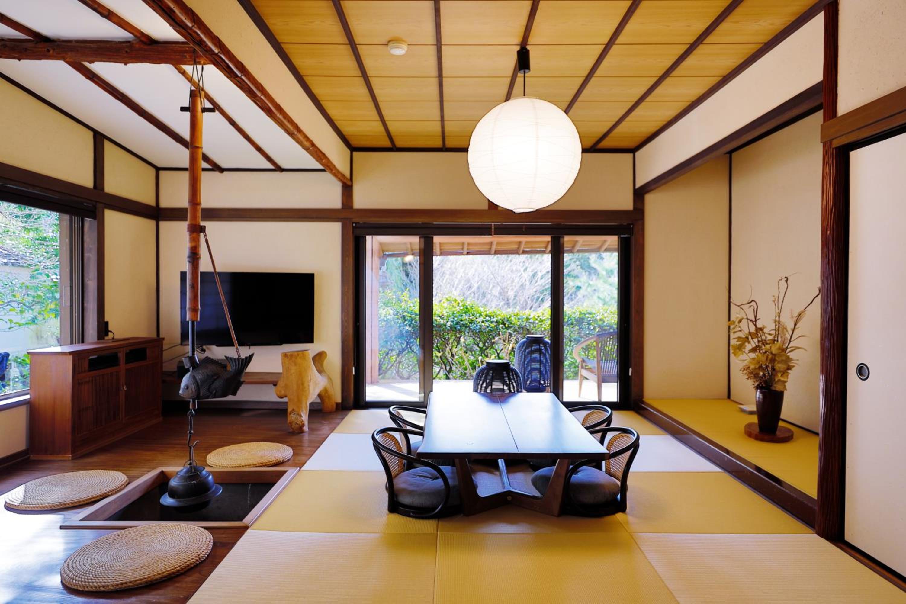 Sakahijiri gyokushoen