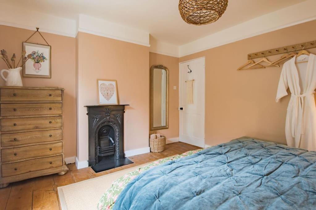 Cliffeside Cottage