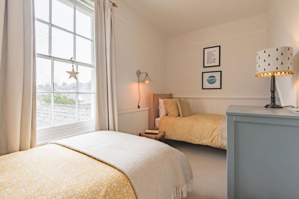 Cliffeside Cottage