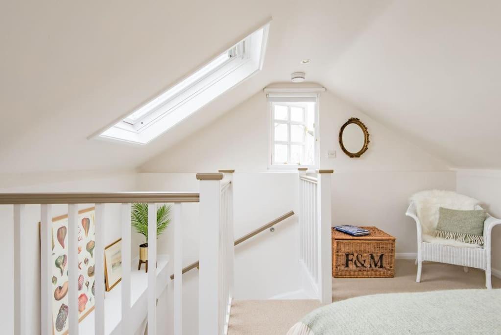 Cliffeside Cottage