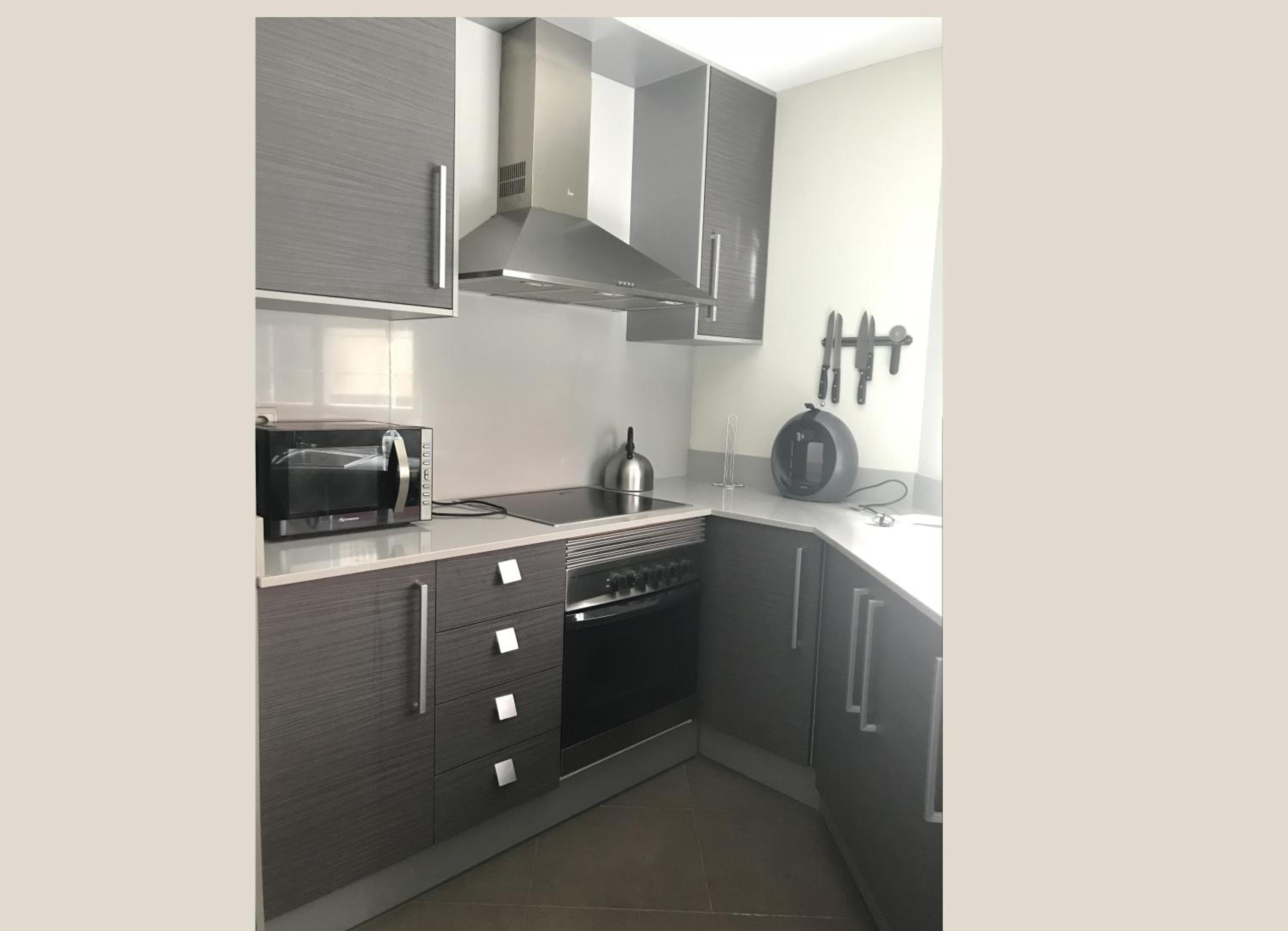 Stunning 2-Bed Apartment in Pego view 3