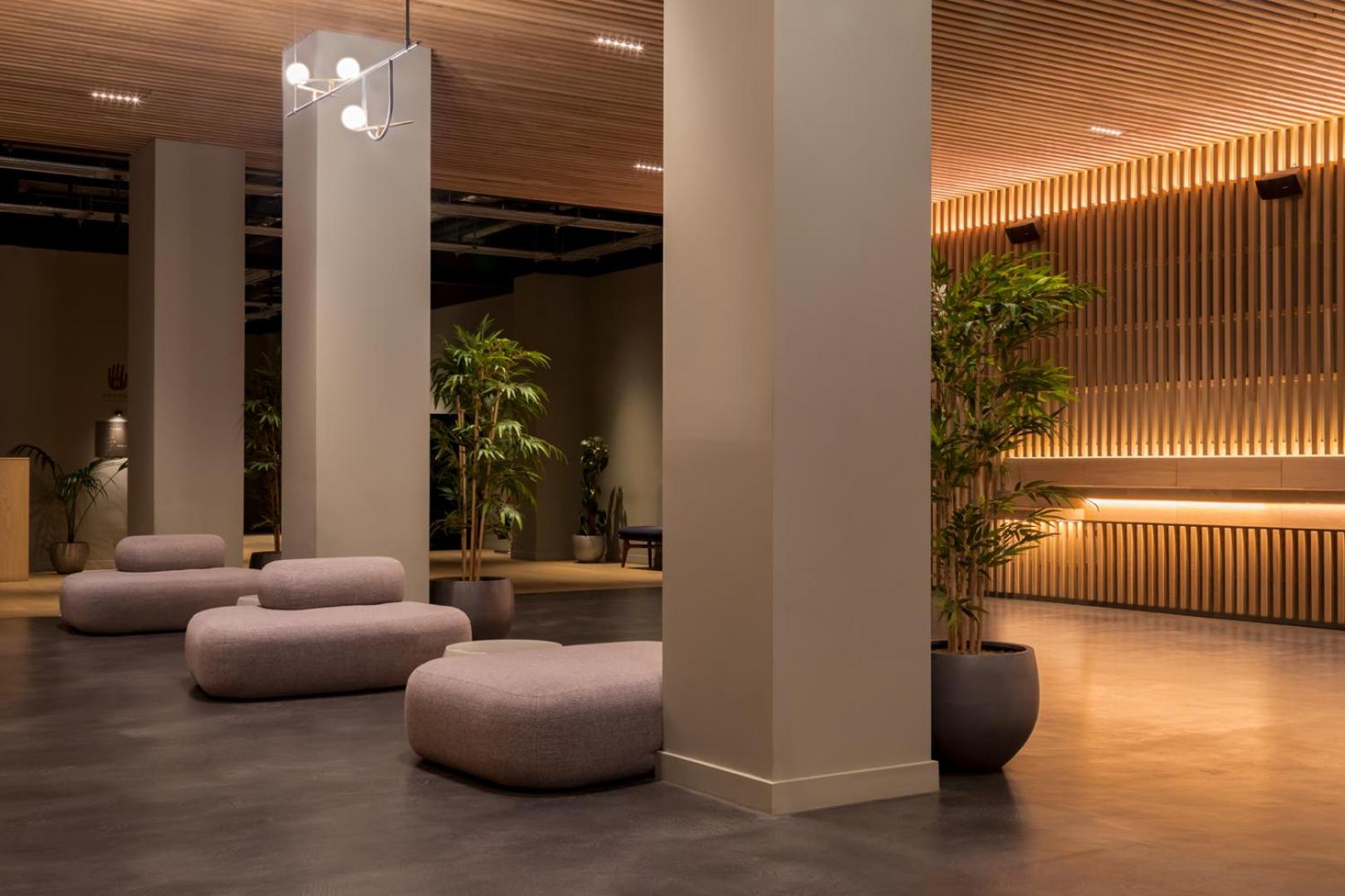 Zedwell Piccadilly Circus 13