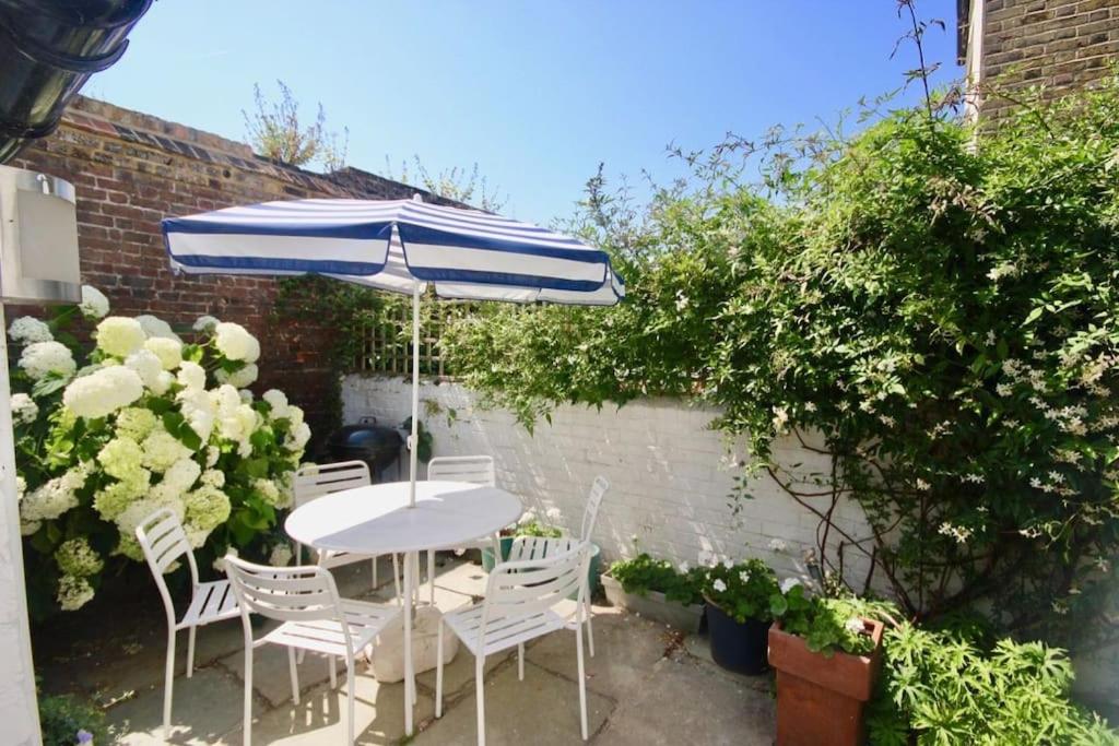 Captains Cottage