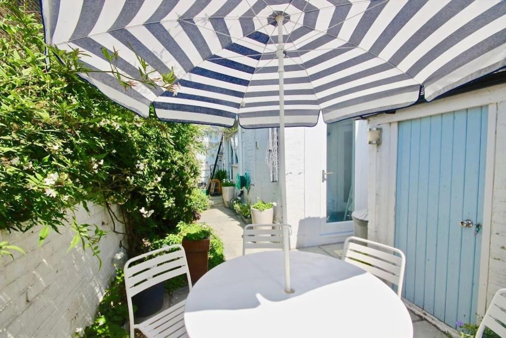 Captains Cottage