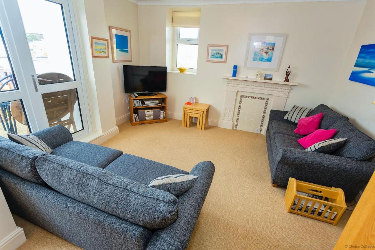 CROYDE 3 LORNA DOONE 3 Bedrooms view 3