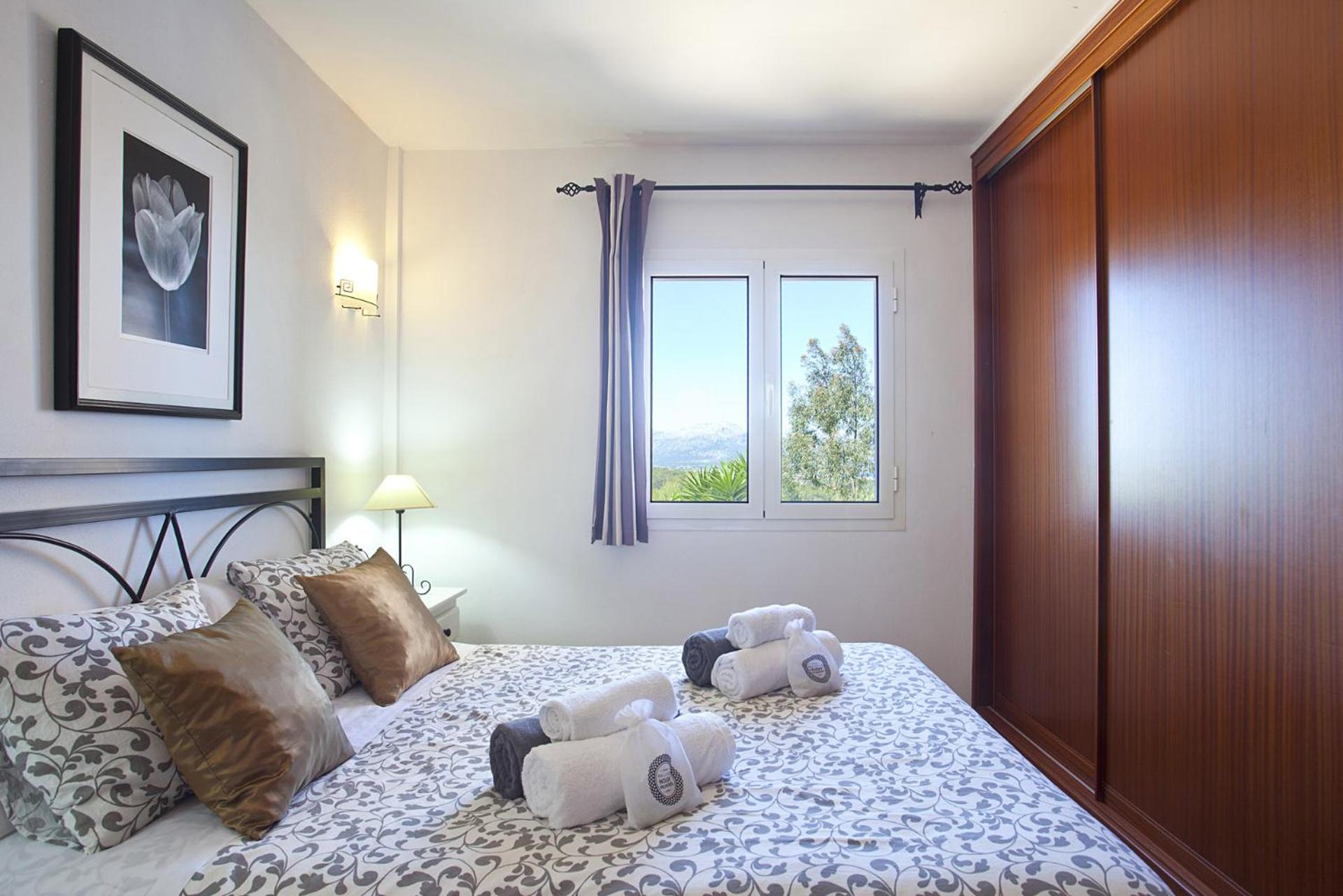 Villa Heura 18 view 3