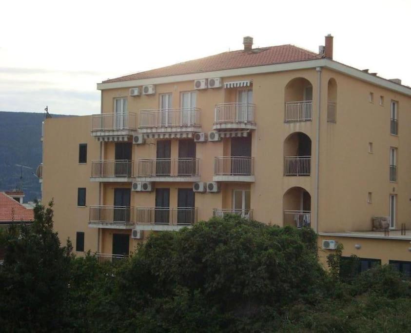 Hotel Apartments Lux Milano, Savina,herceg-novi