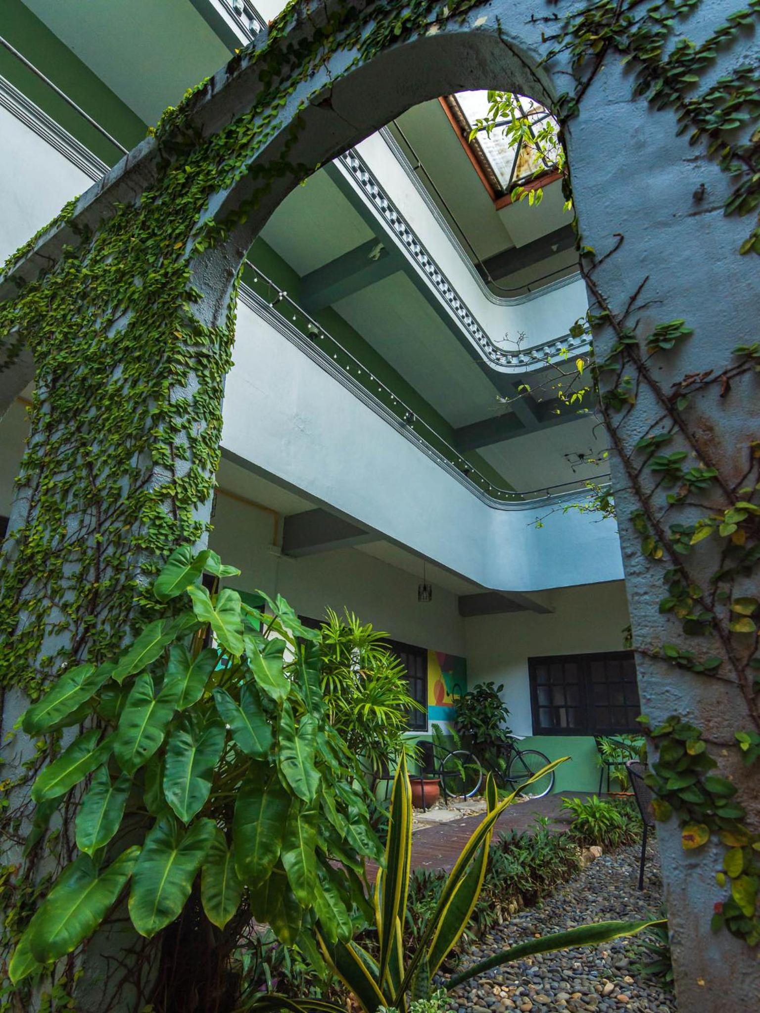 THANSILA Resort