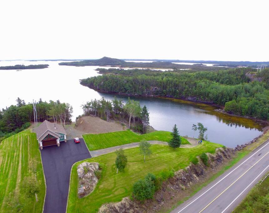 The Millhouse Oceanfront Cottage