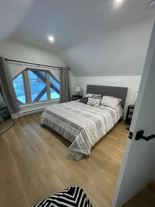 The Millhouse Oceanfront Cottage