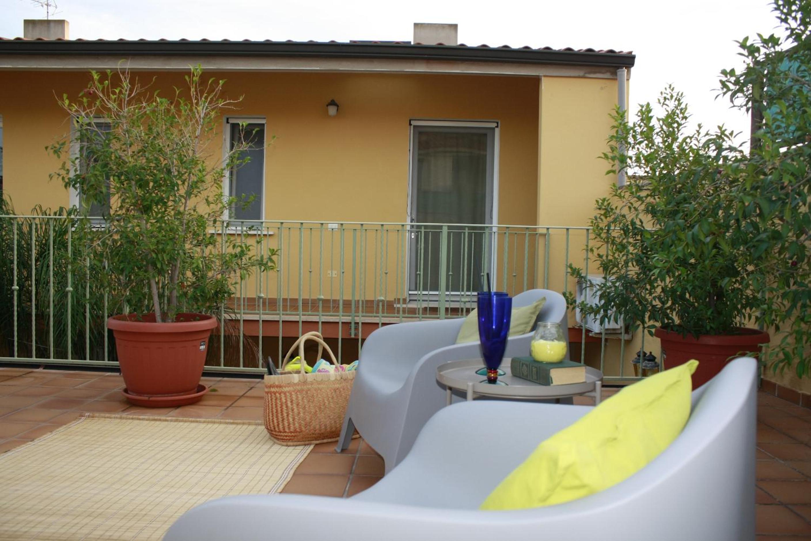Luigi Apartments&Rooms