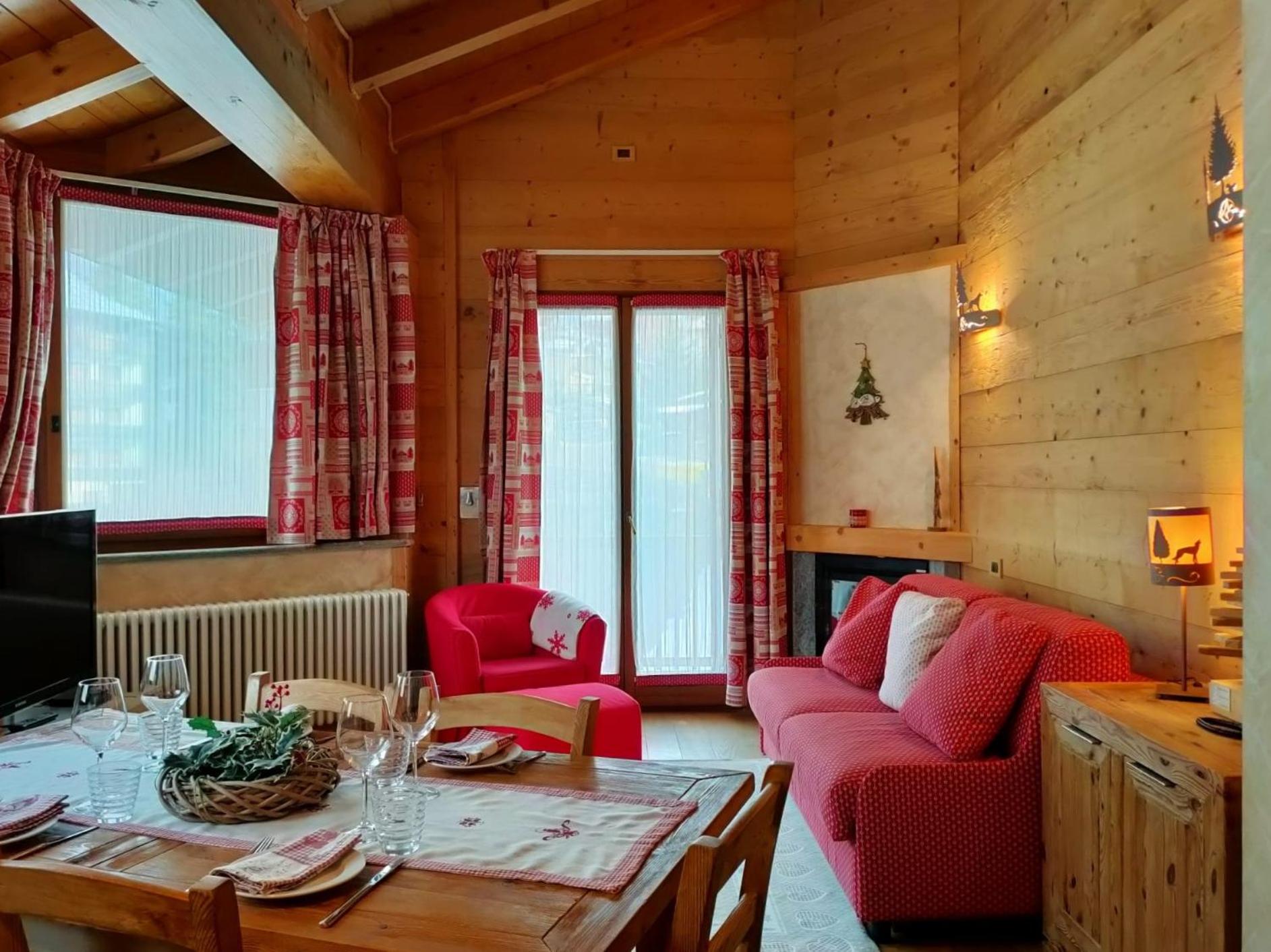 Chalets Mignon view 4