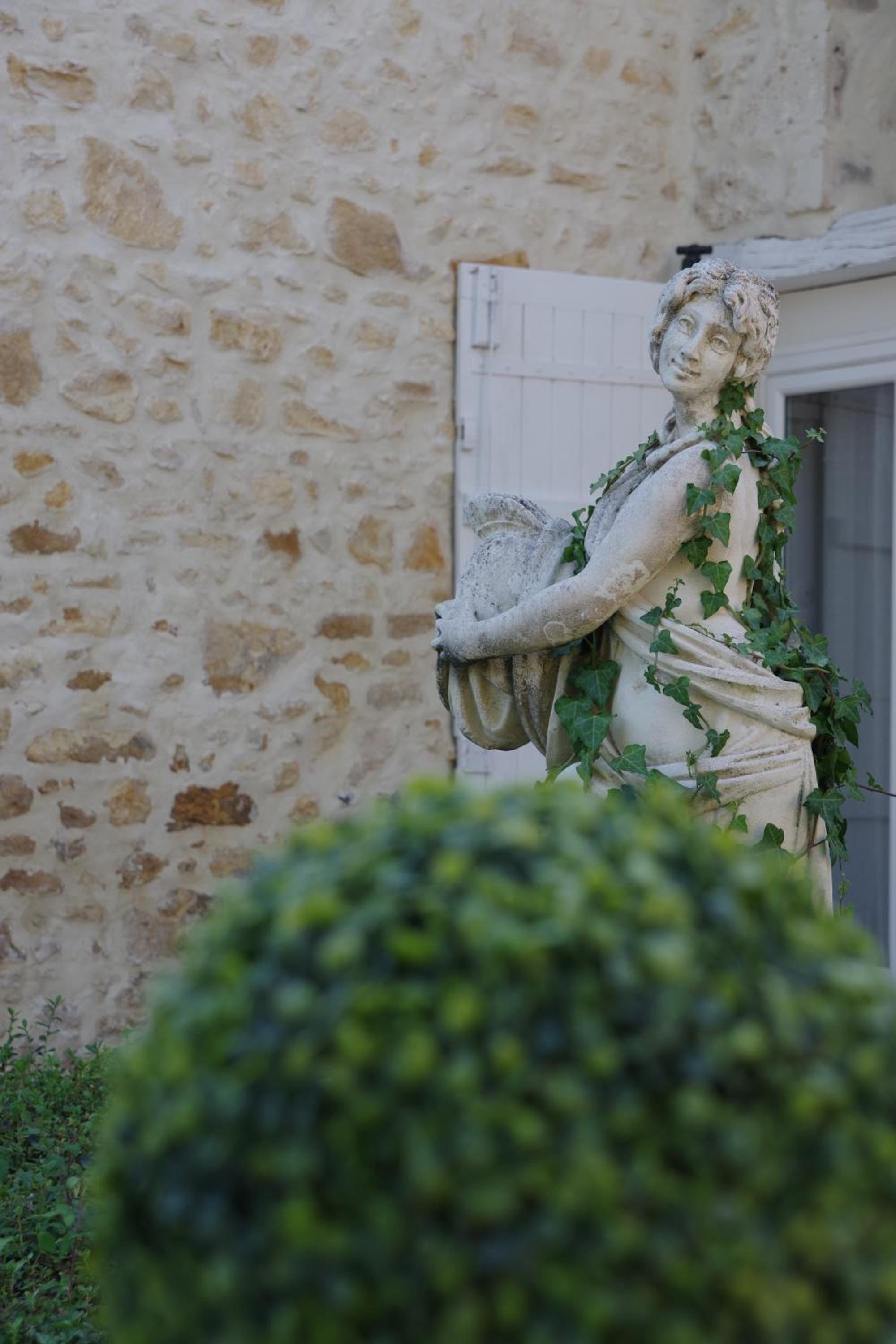 Le Manoir Lacustre