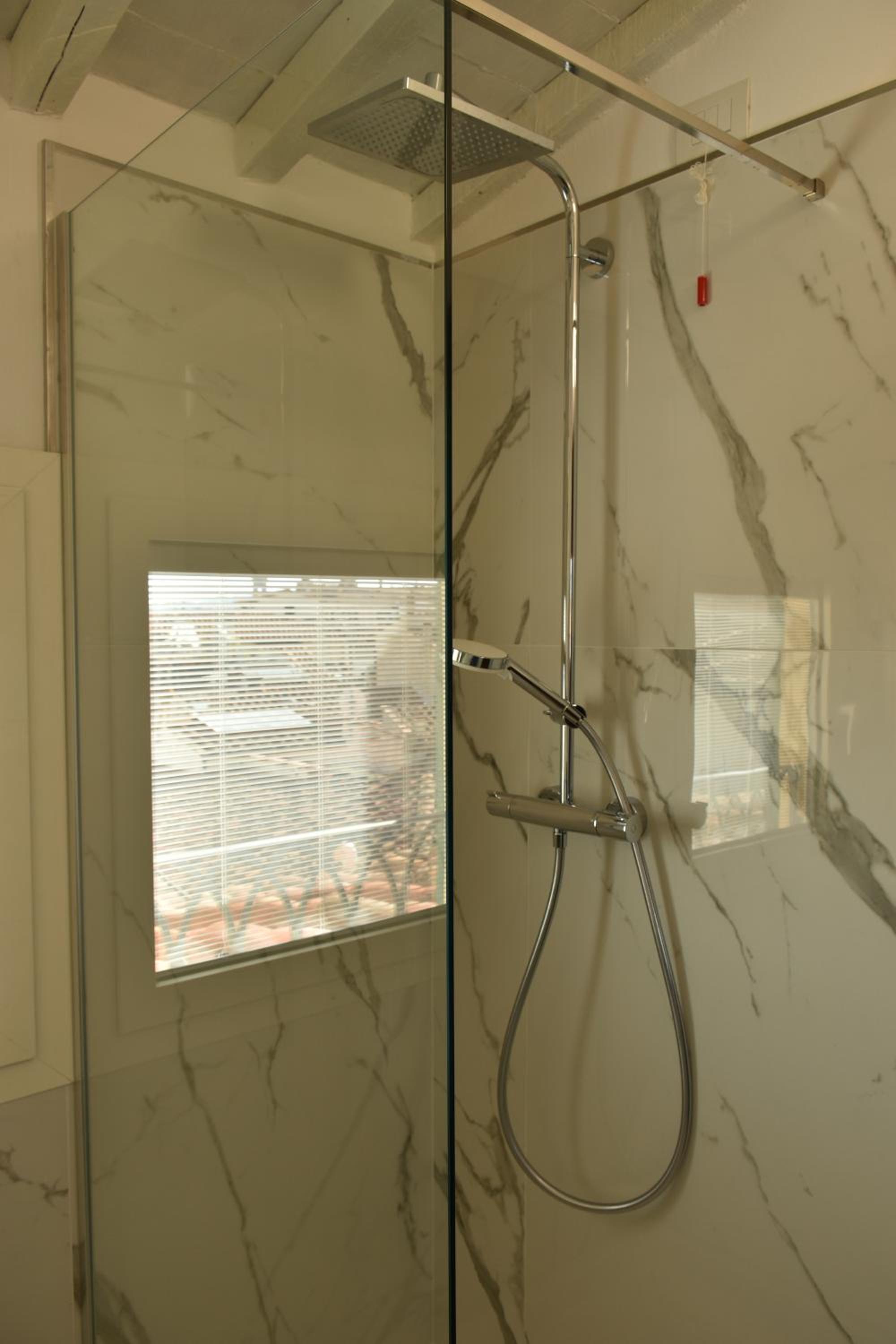 HR BEDROOMS IN FLORENCE