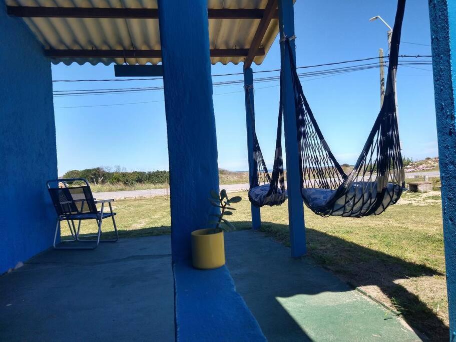 Mar