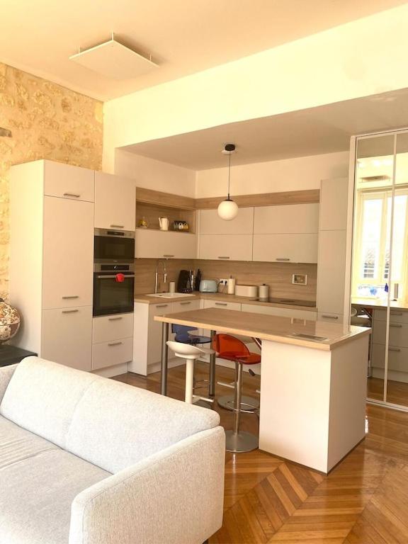 Fantastic 3-Room apartment heart of les Chartrons - Bordeaux