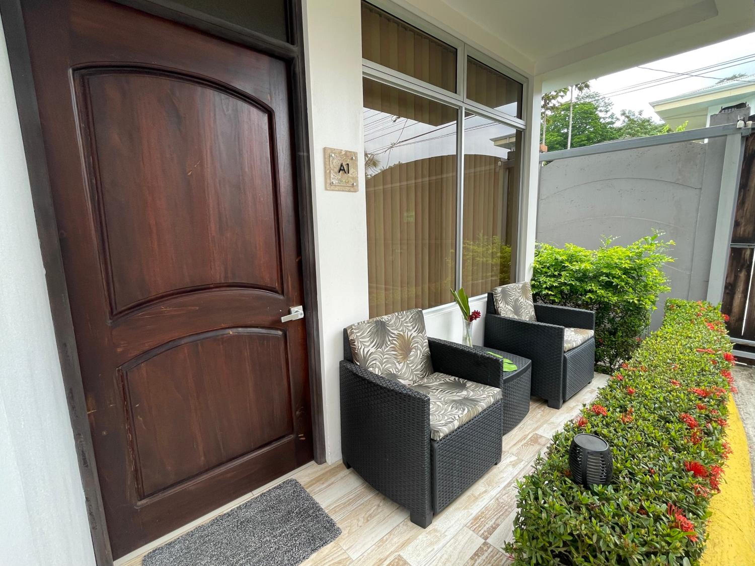 LOFTSCACAO APARTMENTS, Villas Cacao, near to Playa Bonita Limón