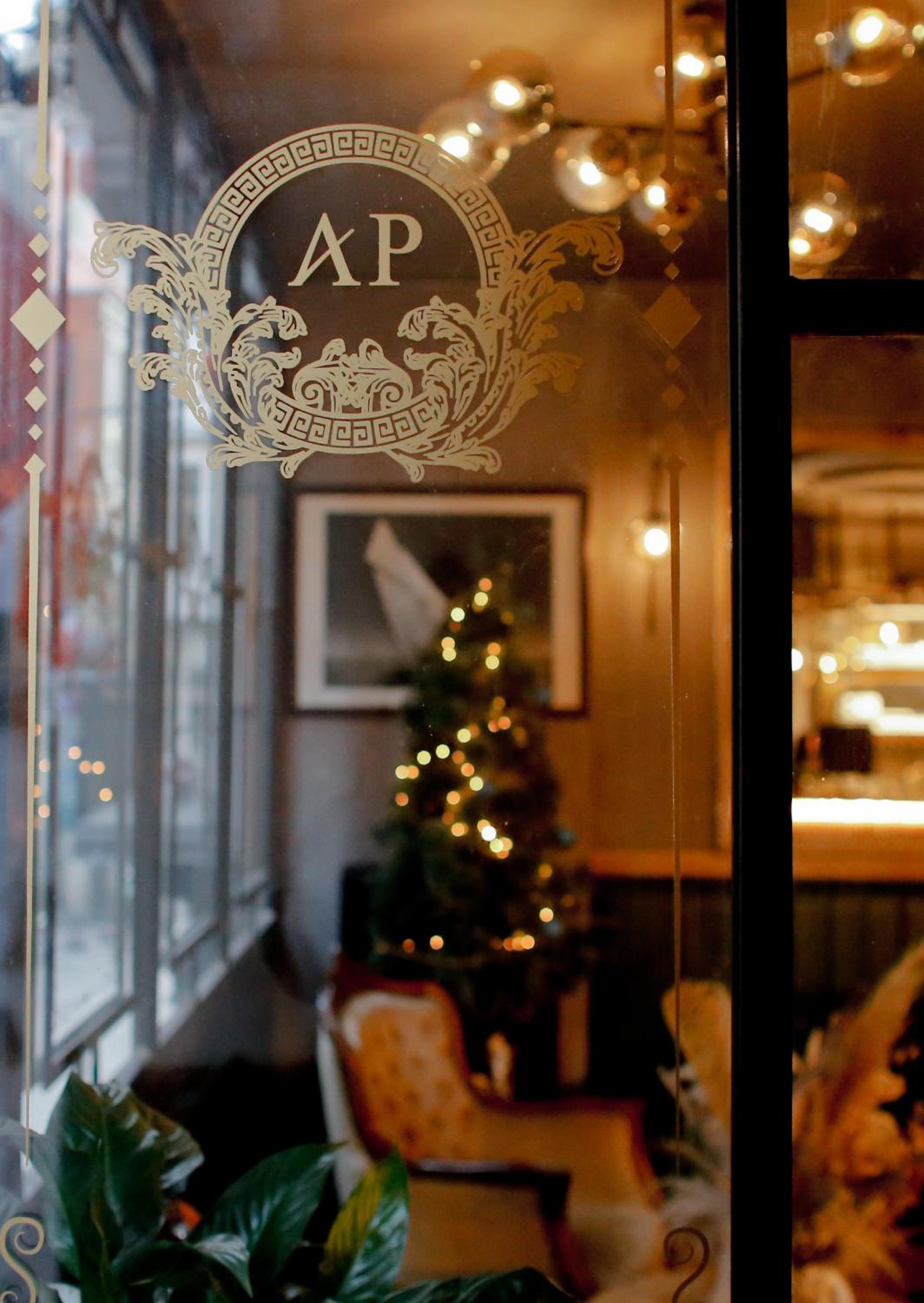 Aleksandr Pera Otel - Image 8